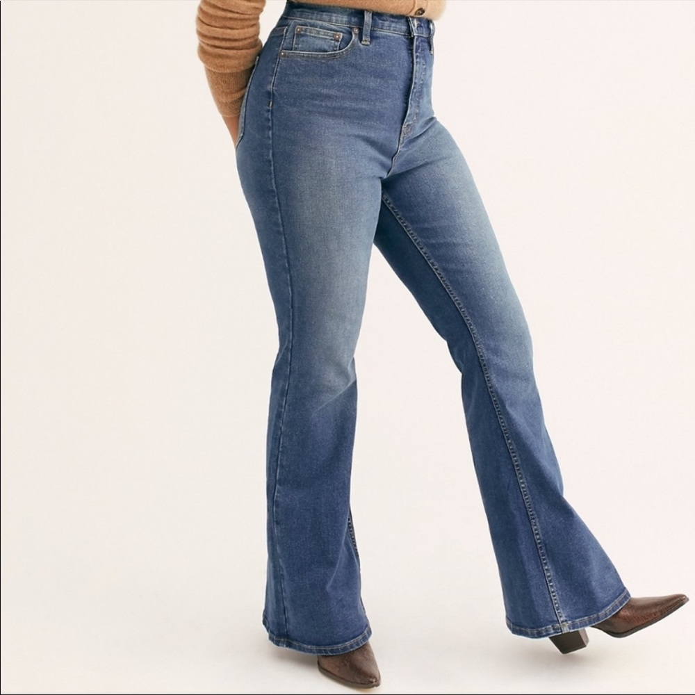 NWOT Free People we the free flare jeans